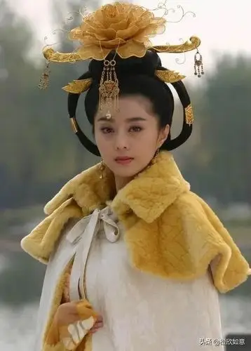 2007年古装电视剧《大唐芙蓉园》范冰冰饰演杨玉环杨贵妃