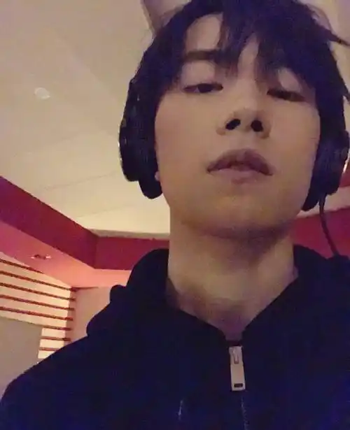 原创520了,花式表白易烊千玺,你今天表白了吗?_大佬_日子_自拍