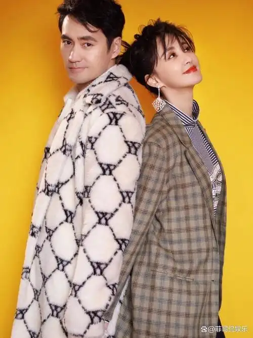 袁弘,一个知名演员,近日再次登上热搜榜,但这次与他的妻子张歆艺或