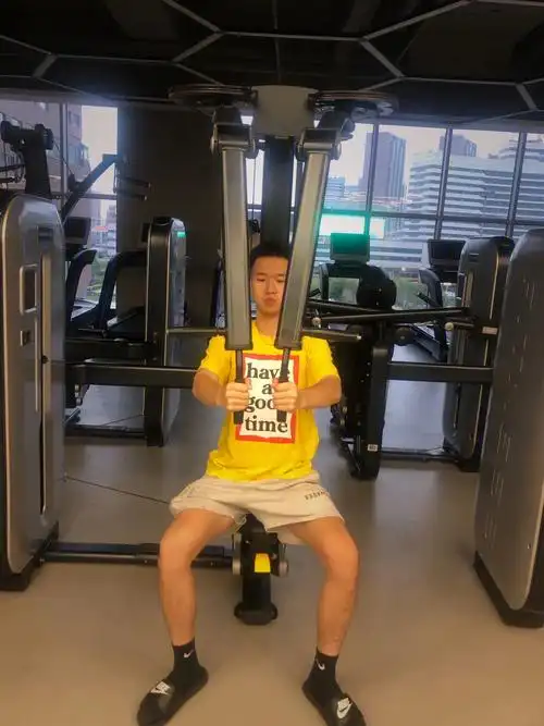 起来60岁[庆祝]我觉得弟弟16 我罗晋方逸伦的肌肉张睿肌肉张晓晨肌肉