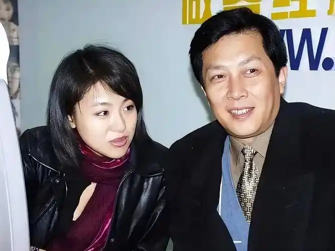 唐国强的女儿唐亮:生母悲情早逝,她在泪水中理解父亲和继母_孙涛_父母