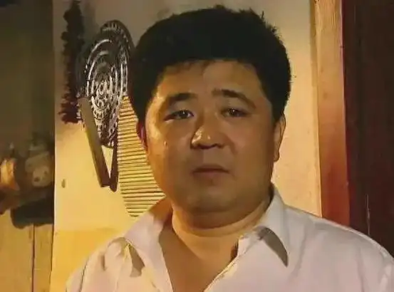 梁冠华:曾因太胖没戏演,但却被导演妻子倒追,39岁靠狄仁杰走红