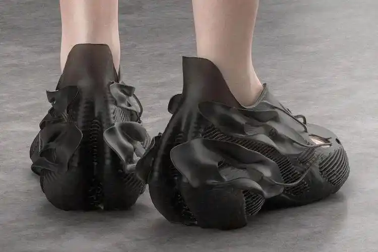 9例创意鞋子设计材料工艺解析