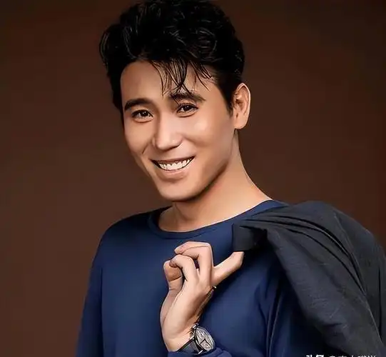 "星二代"李乃文,21年不温不火,与颜丙燕意难平,48岁终成婚