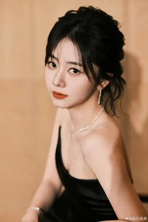 并说健康就好~姐姐好暖啊,健康就是最美的@谭松韵seven