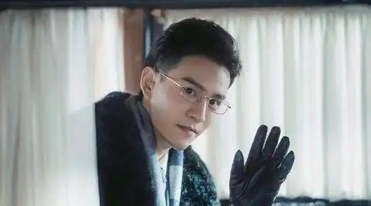 人帅演技好,但怎么捧都不红,只能当"男2"的6位男星,很委屈