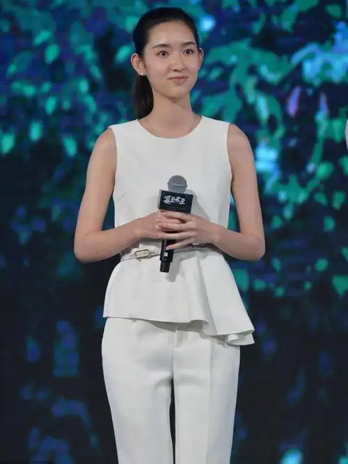 王玉雯美图写真