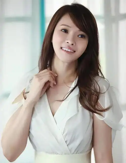 56岁伊能静自述:不再拍戏,因角色难觅,年事已高|演员|女儿_网易订阅