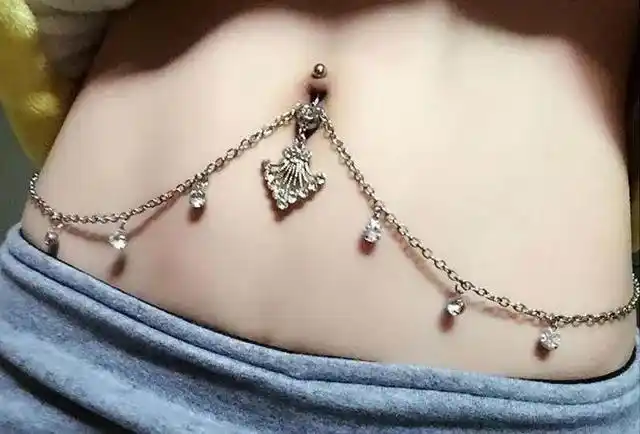 抠肚脐会烂肠子?今天总算知道答案了!