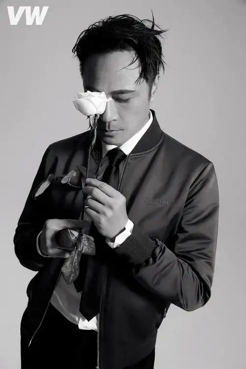 吴镇宇《vwmagazine》