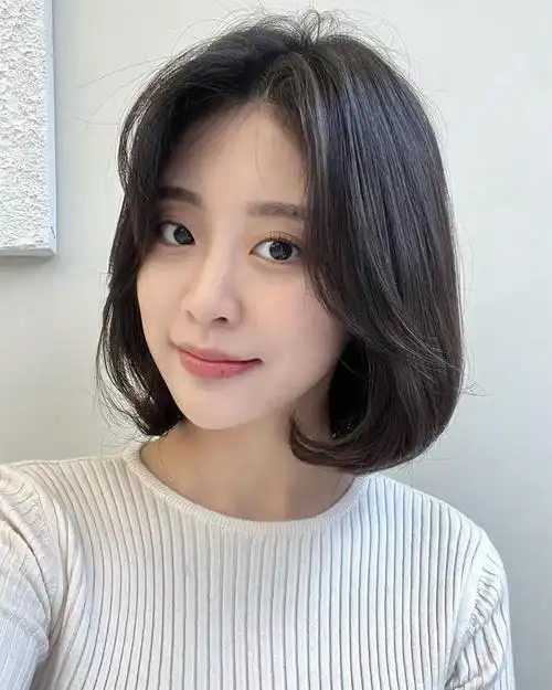 女士发型别乱剪,不如就试试这四种,利落时尚显气质