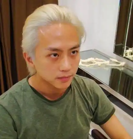 网曝邓超是妻管严 夫妻吵架经常摔东西 邓超白头发是怎么回事