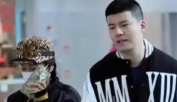 装穷炫富,插足他人感情,是娱乐圈让淳朴的吉克隽逸变矫情了吗?