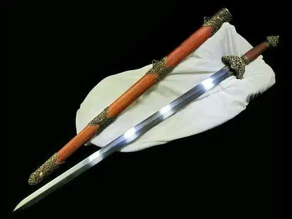 人文艺术 三尺青锋仗天涯