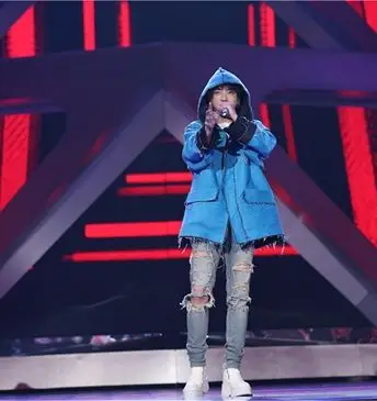 华晨宇高调"表白"小龙女,华氏"滑板鞋"来袭