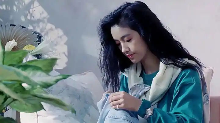 超火的歌曲《处处吻》搭配刘德华《天若有情》,吴倩莲也太美了吧