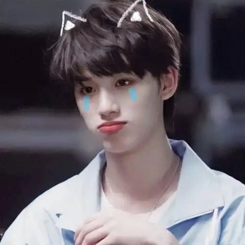 丁程鑫图片:期待你舞少年之志浩荡,期待你将万疆盛世唱响._腾讯新闻