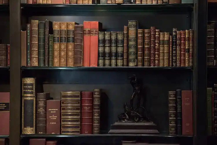 书籍摆设图片书本书籍摆设