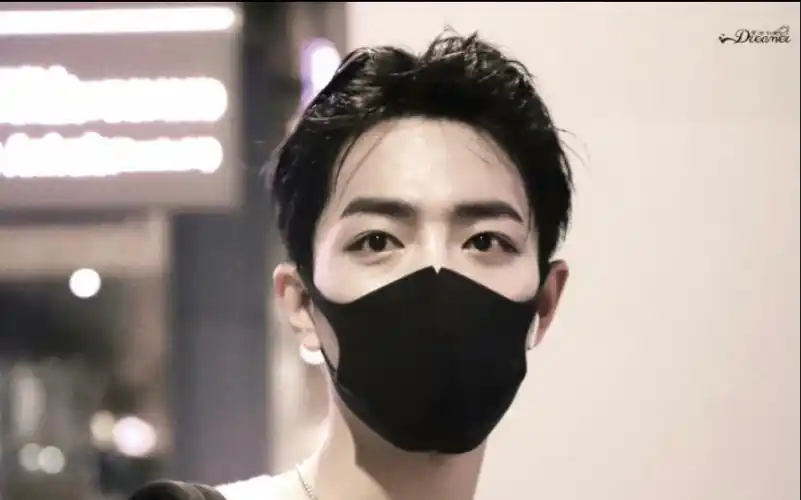 今天是机场大背头五周年耶,肖战好帅啊