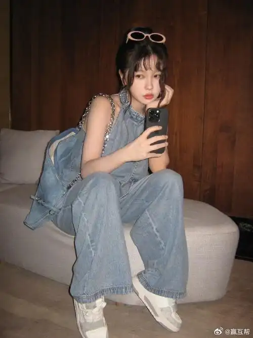 虞书欣all丹宁风ootd##虞书欣丹宁风穿搭
