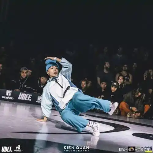 中国bgirl代表人物之一bgirl cc:除了breaking我一无所有……_街舞