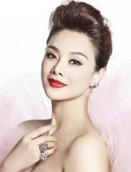 作品(2部)2004年红罂粟演员饰:俞颖红蜘蛛演员饰:程小艳