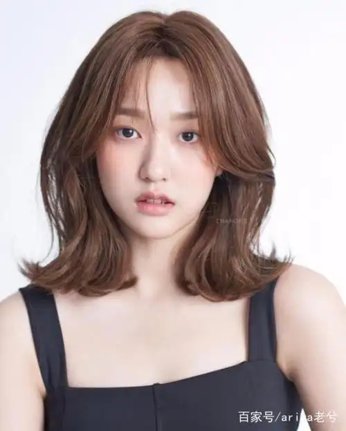 中长发八字刘海