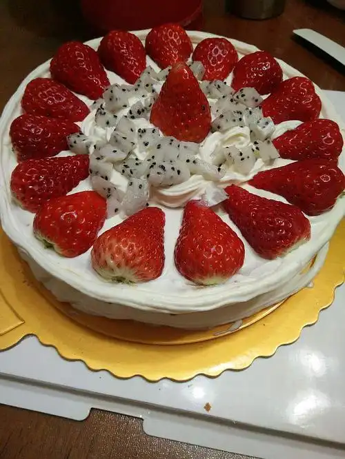 自己做的生日蛋糕