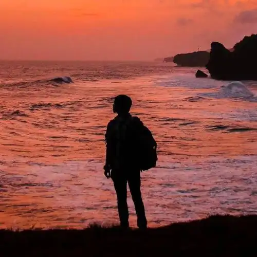 14张超级帅气的男生微信头像