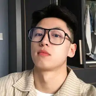胖子眼镜 男 大脸潮