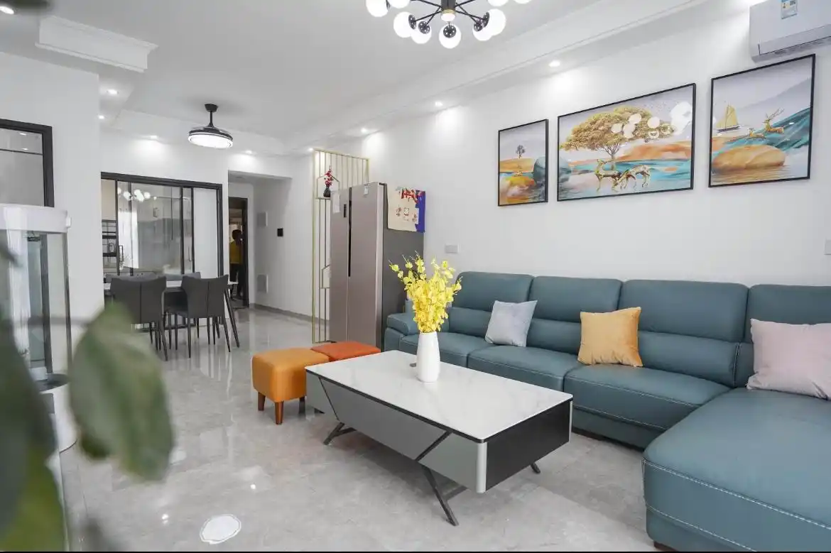 这是我见过装修比较好的88平小三房,全屋淡雅耐看,温馨又舒适!