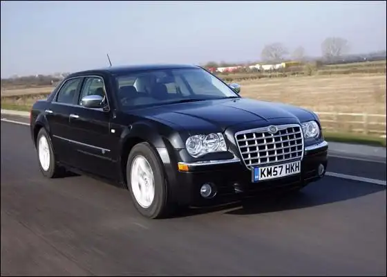 安全气囊问题 北京奔驰召回4152辆克莱斯勒300c汽车 - 牛车网