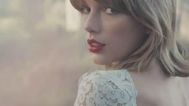 taylor swift 《style》mv 美图