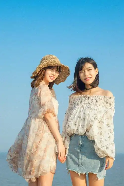 闺蜜拍照,8个拍照姿势试着摆,拍出最甜最美的闺蜜照|闺蜜|姿势|镜头