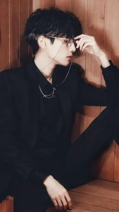 超赞壁纸男明星壁纸合集来啦