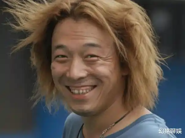 从草根歌手到百亿影帝,黄渤成功背后,离不开这个男人_高虎_成为了_老