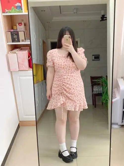 168cm180斤甜妹约会小裙裙