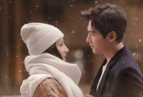 看了杨洋热巴演的《你是我的荣耀》后,我为其他编剧总结几个道理_于途