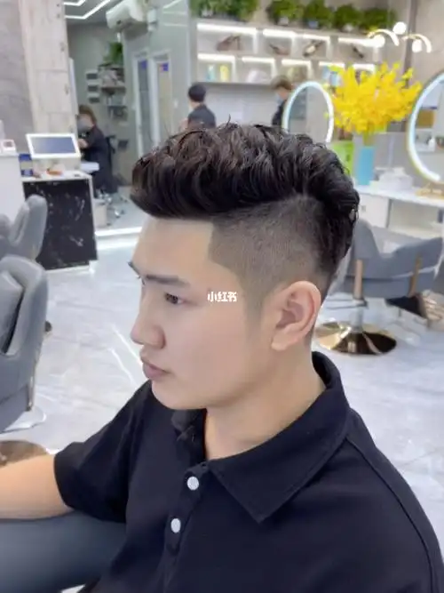 男士背头