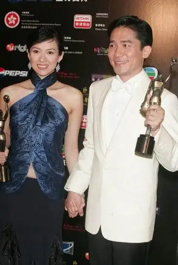 图文:新科影帝梁朝伟影后章子怡携手亮相