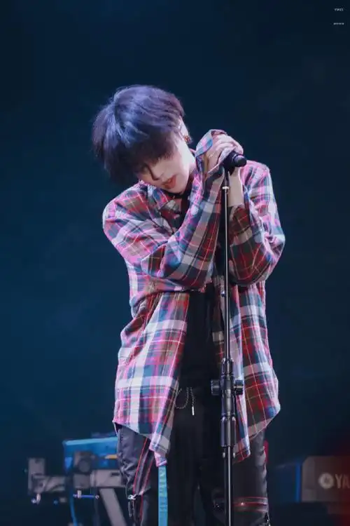 华晨宇方晒应援棒外观设计专利证书##华晨宇应援棒