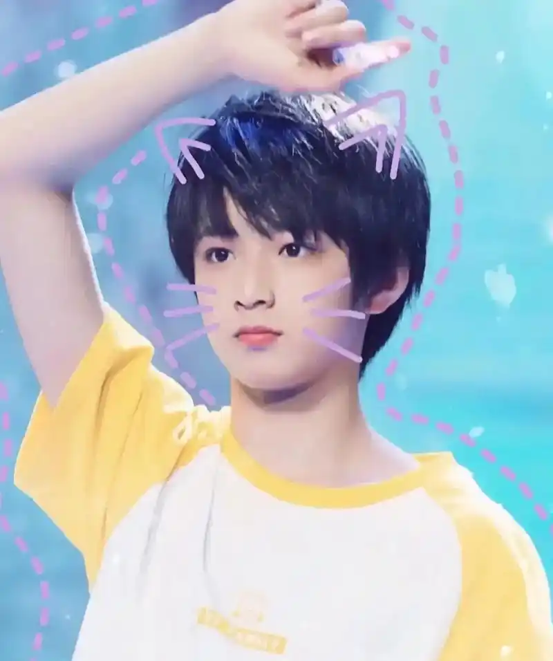 一个狼崽变成狼王的超帅图片!#刘耀文全能担当 #刘耀文  - 抖音