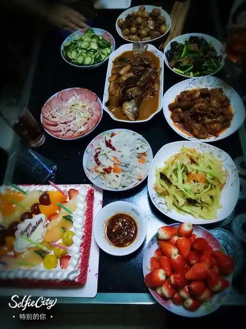 妈妈为我精心准备的生日餐