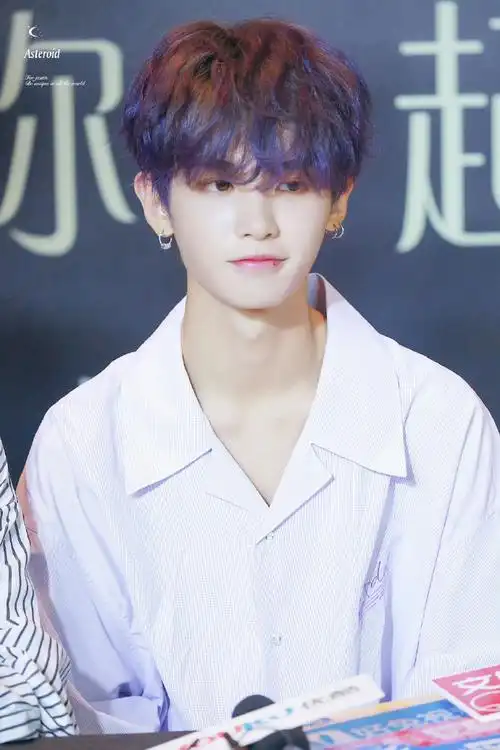 黄明昊闪光时刻