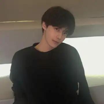 帅哥真人微信头像男生专用