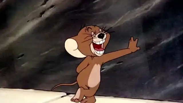 猫和老鼠:汤姆给了杰瑞一颗泡泡糖,杰瑞嚼得很开心