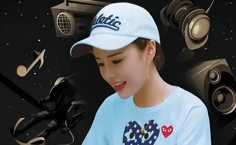 花姐档案简历(草根花姐:从大排档歌手到春晚演唱,如何凭一首狂浪火遍