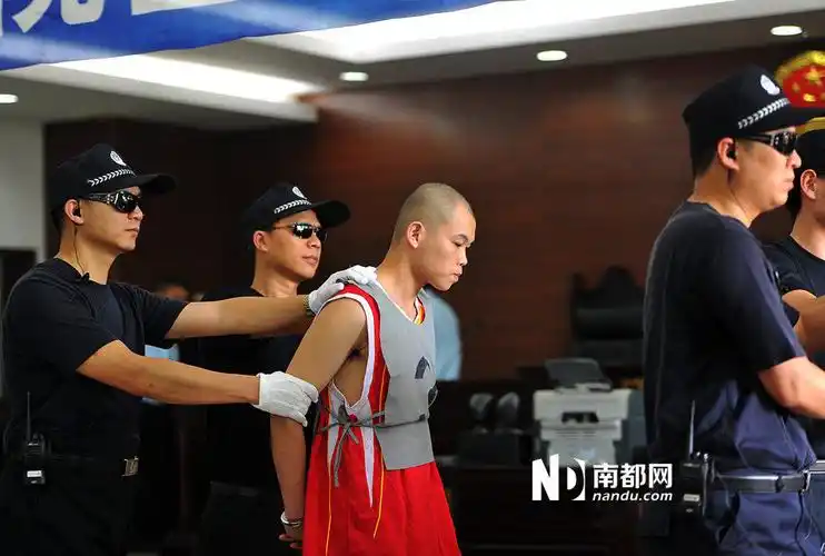 广东奸杀女大学生重犯被执行死刑现场实拍