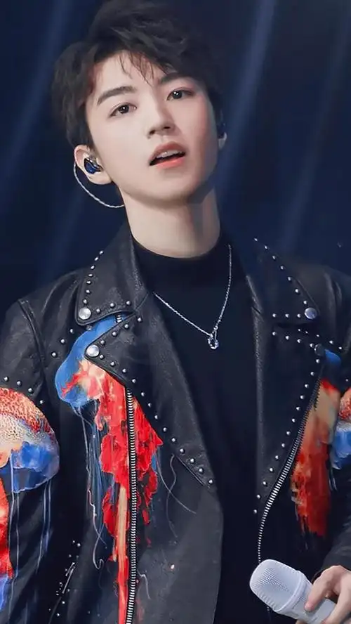 包含王俊凯大家不要抱着戾气生活的词条