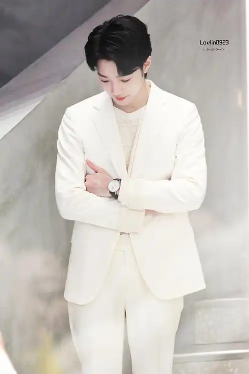 191226 赖冠霖 完美日记见面会